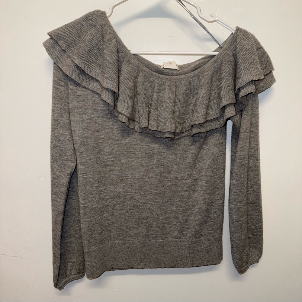 Club Monaco Gray Cashmere Off The Shoulder Ruffled Long Sleeve
